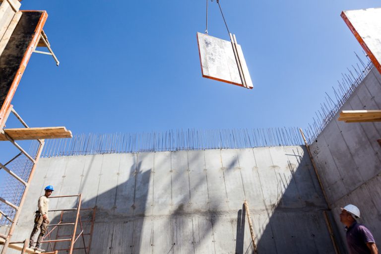 מאי הנדסת תבניות בע"מ | מגדלי אקרו ו| אקרו