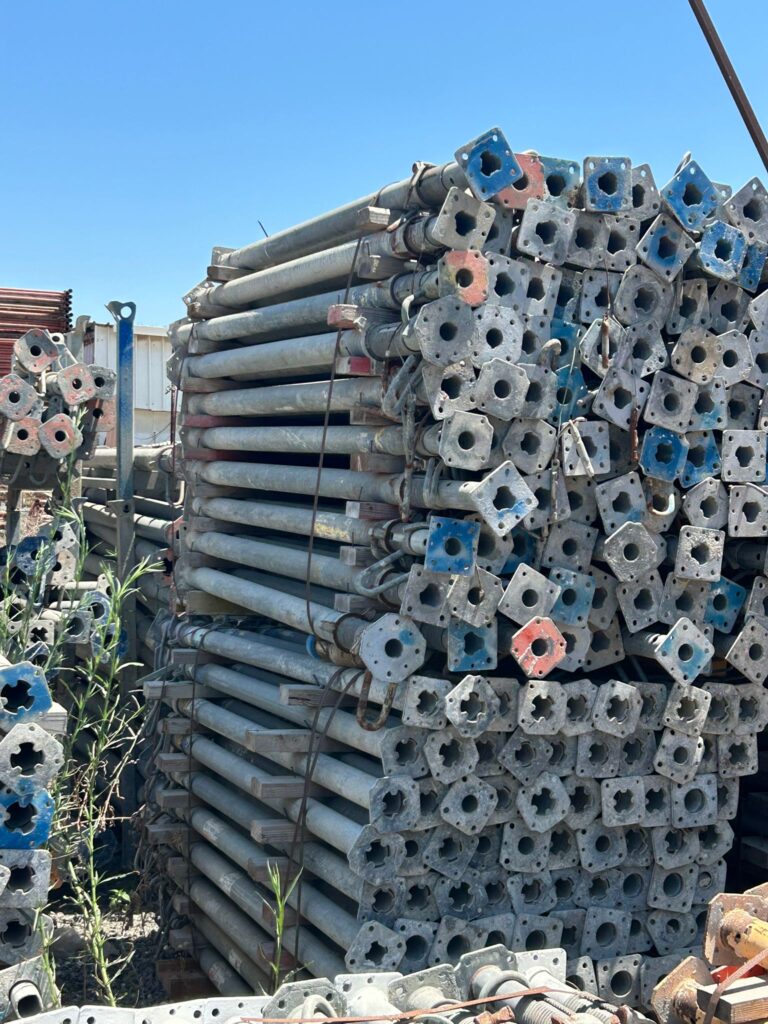 רגלי תמיכה לבניין - רגליים לתמיכות תקרות