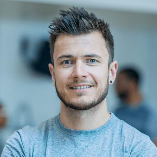 שמוליק משה קבלן בניין 
