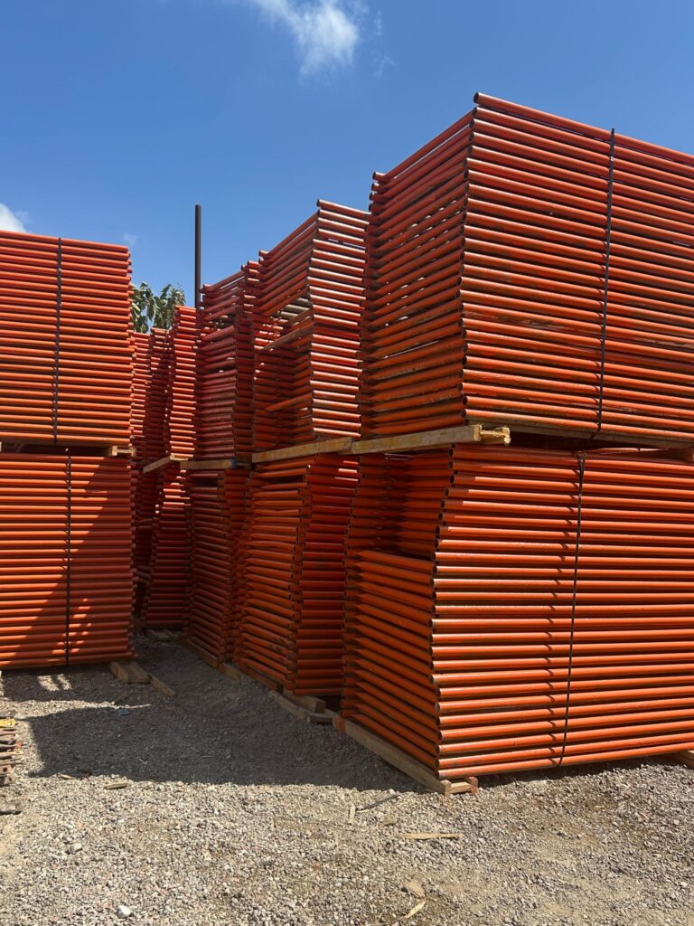 תבניות יציקה לקירות